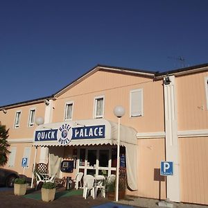 Quick Palace Le Mans